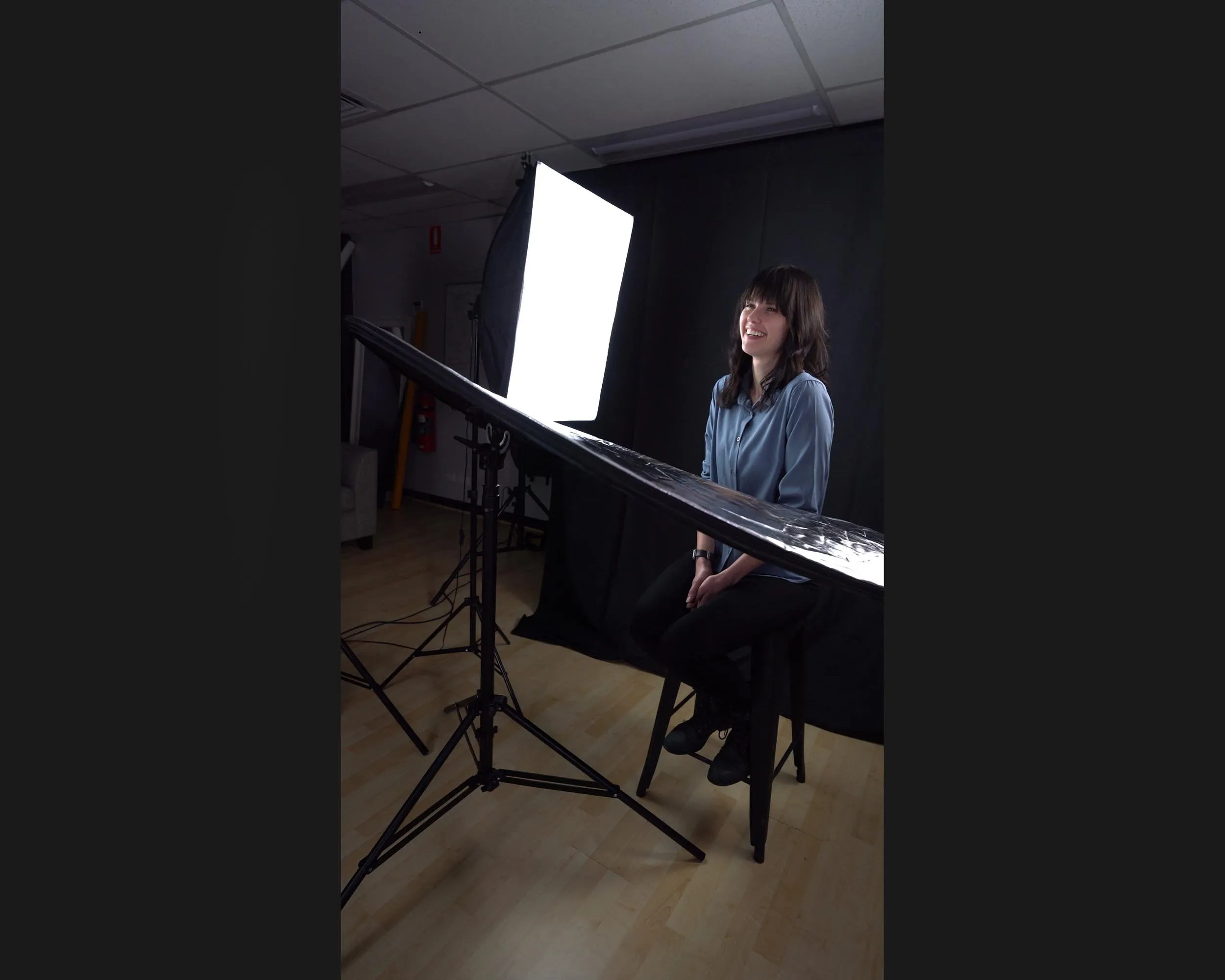 Complete Photography & Videography Kit with 3 Cotton Muslins Backdrop - Bundle