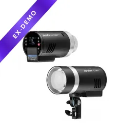 Godox Witstro AD300Pro 300W Wireless Portable Outdoor TTL Flash Strobe (DEMO STOCK)