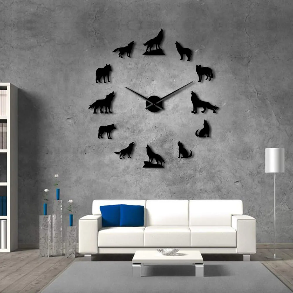 Howling Wolf DIY Large Wall Clock Different Wolf Pose Frameless Wall Watch Clock Home Decor Modern Design Wolf Admirers Gift
