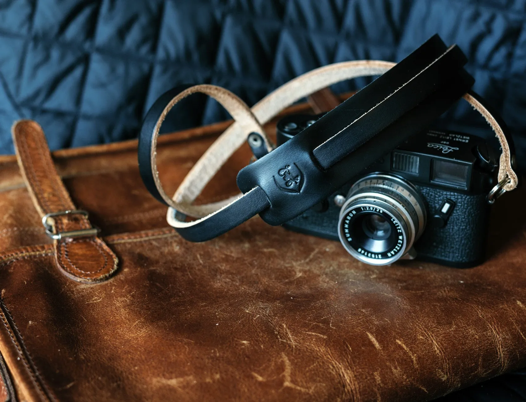 L E G A C Y minimal camera strap - Black Chromexcel