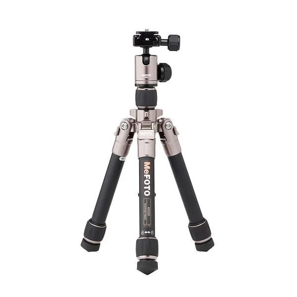 MeFOTO DayTrip Mini Tripod Kit with Q00 Head  Titanium