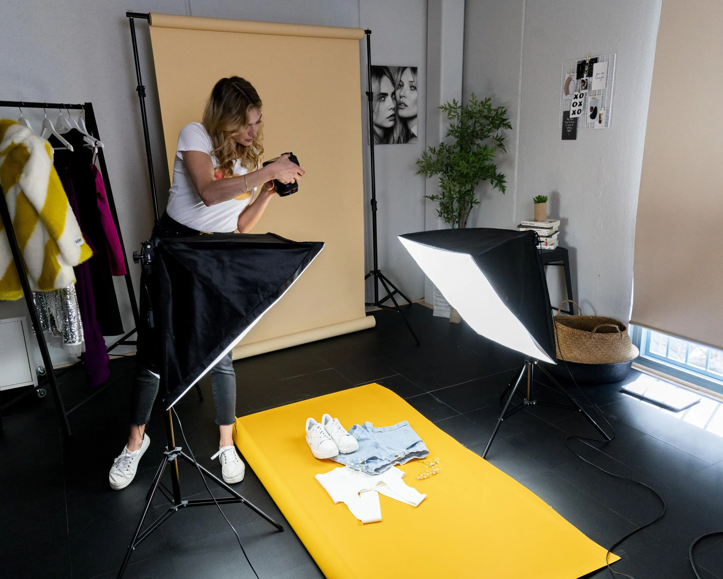 Professional Photography Lighting Kit for Startup Fashion Lookbook – Perfect for Stunning Visuals and Brand Presentation