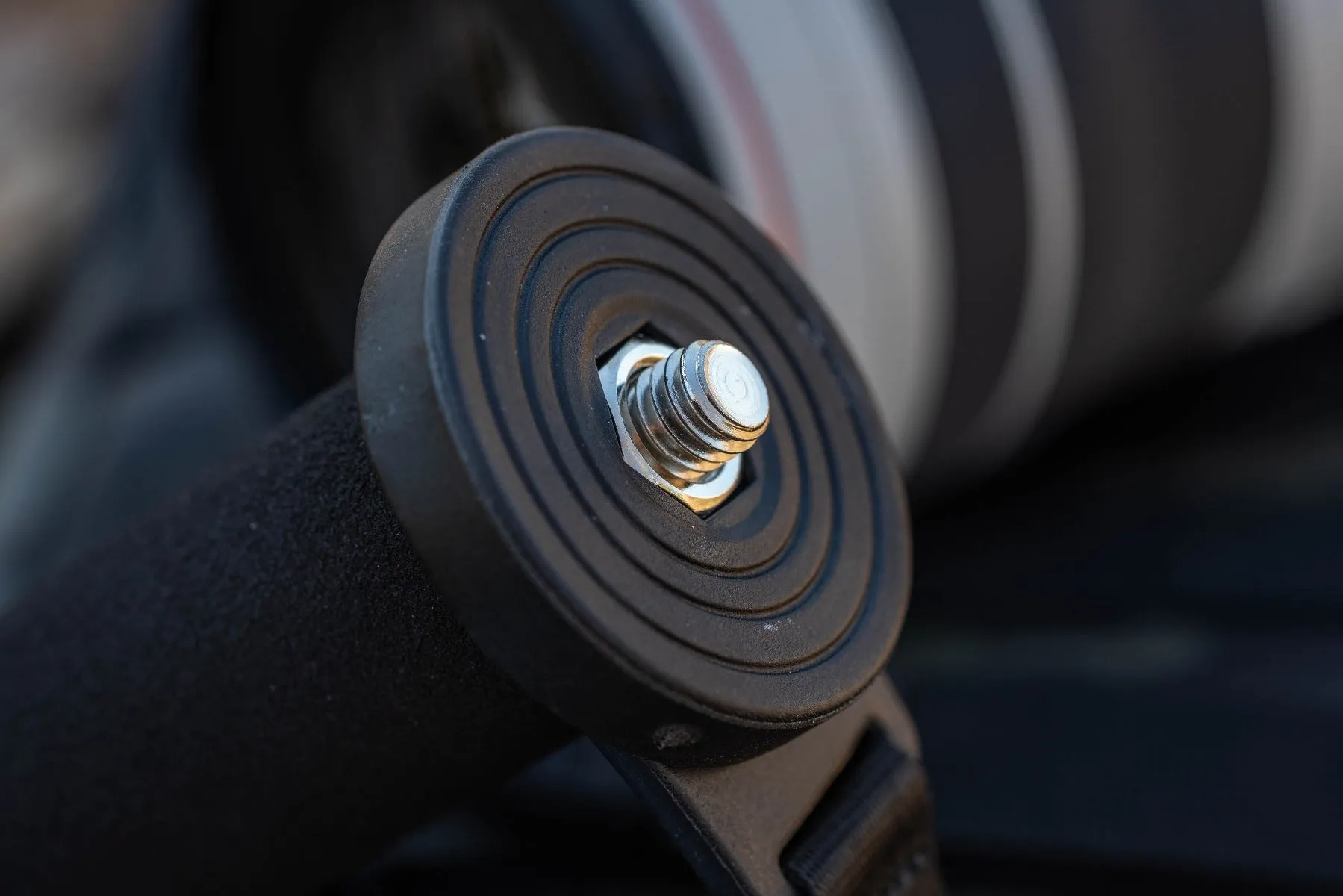 Pixel Connection 65-Inch Compact Monopod